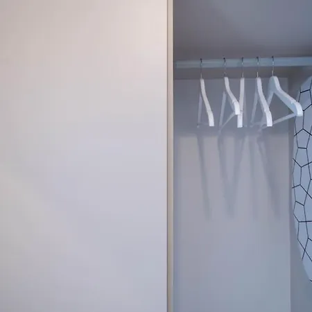 Cozy By Ivanka Design アパート