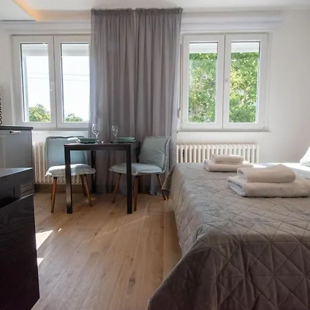 Cozy By Ivanka Design アパート ノヴィ・サド