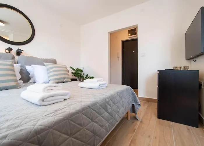 Cozy By Ivanka Design 아파트