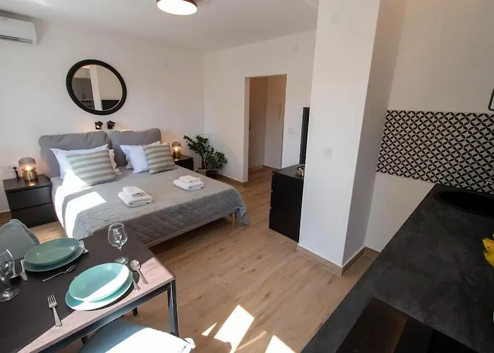 Cozy By Ivanka Design 아파트 노비사드