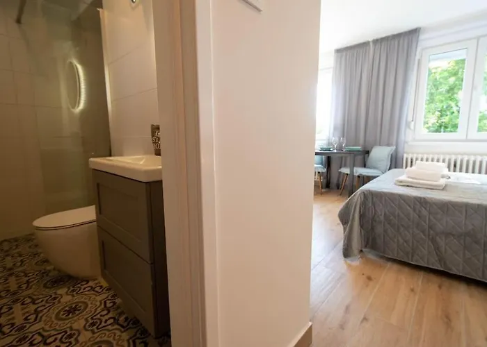 Cozy By Ivanka Design 아파트